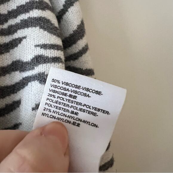 Anthropologie Lizzie Mock Neck Zebra Sweater - Picture 5 of 5